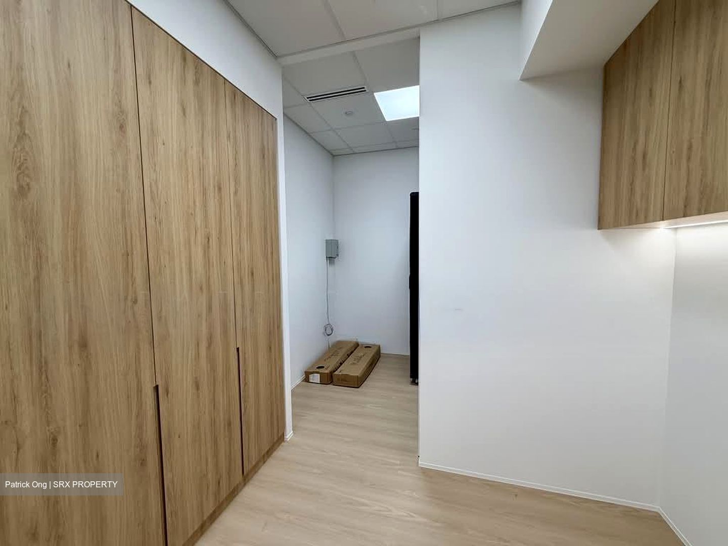 Central Boulevard (D1), Office #568708701